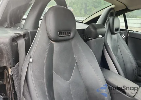 2007 Mercedes-Benz Slk 350 z USA, uszkodzony, nr VIN WDBWK56FX7F148904